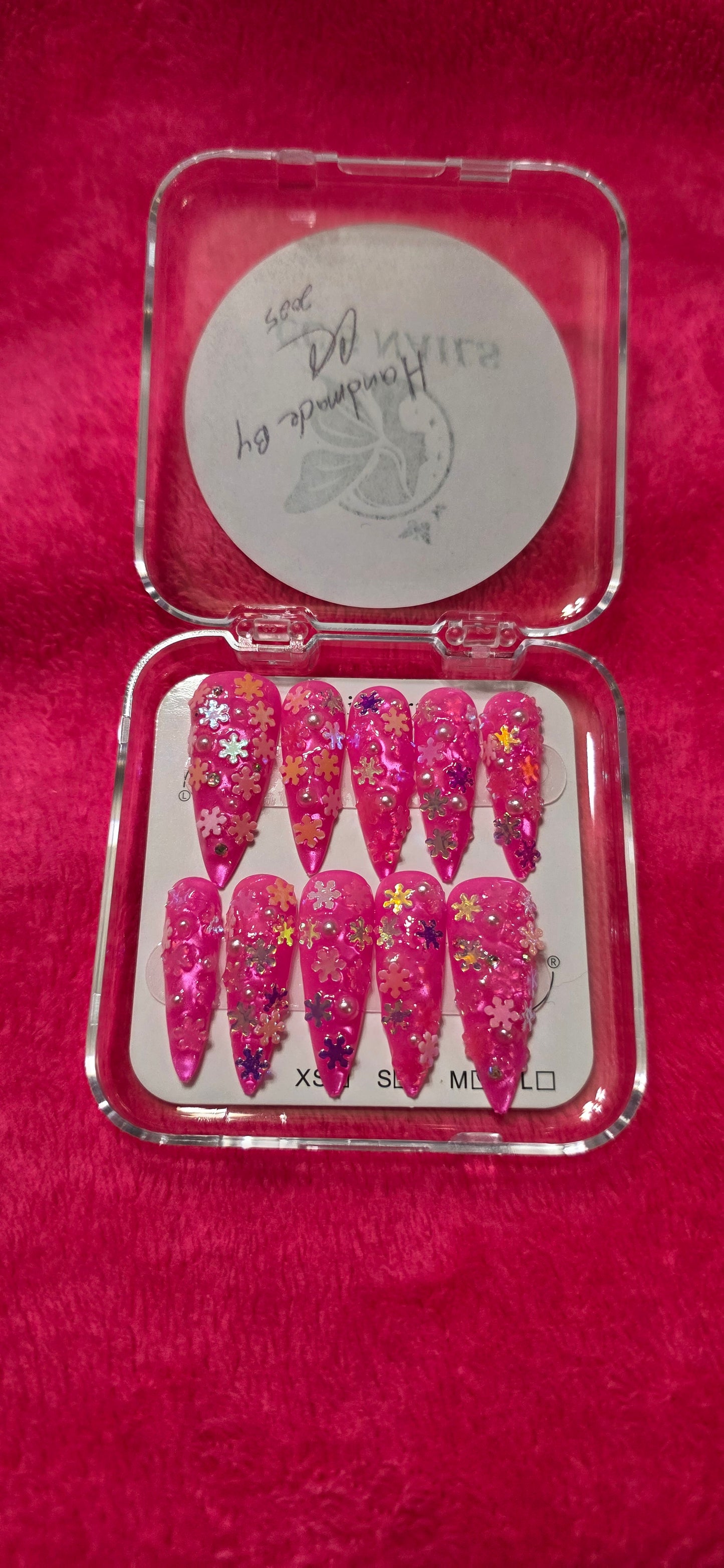 Handmade by CC nails