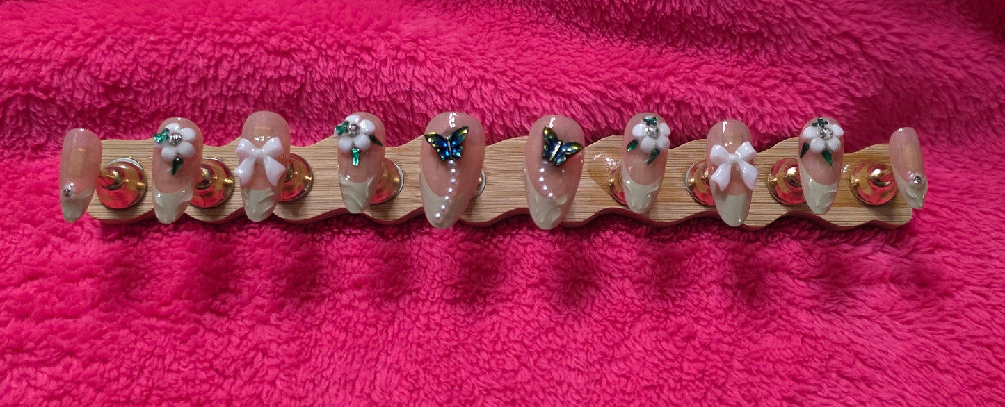 Handmade by CC nails