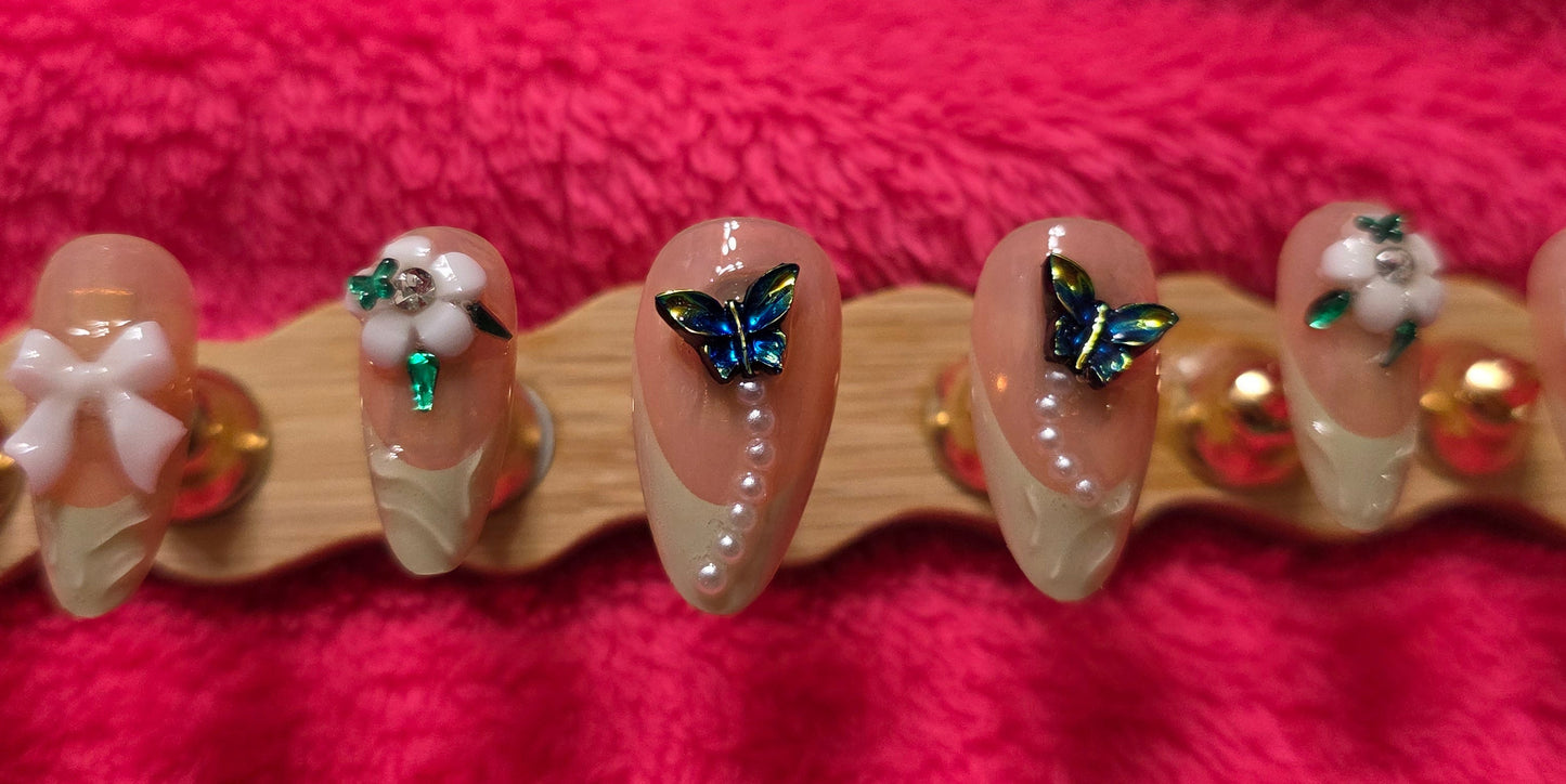 Handmade by CC nails