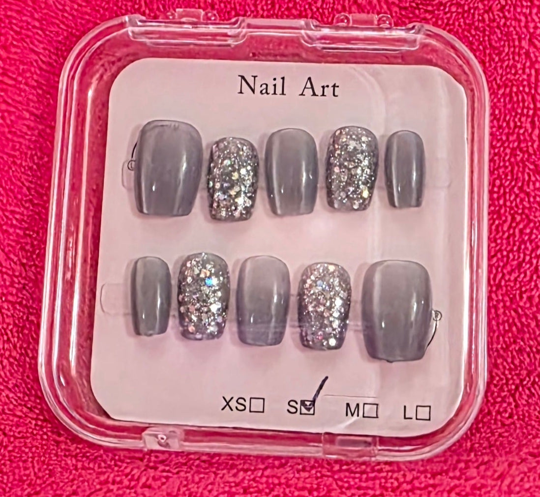Reusable Nail Sets