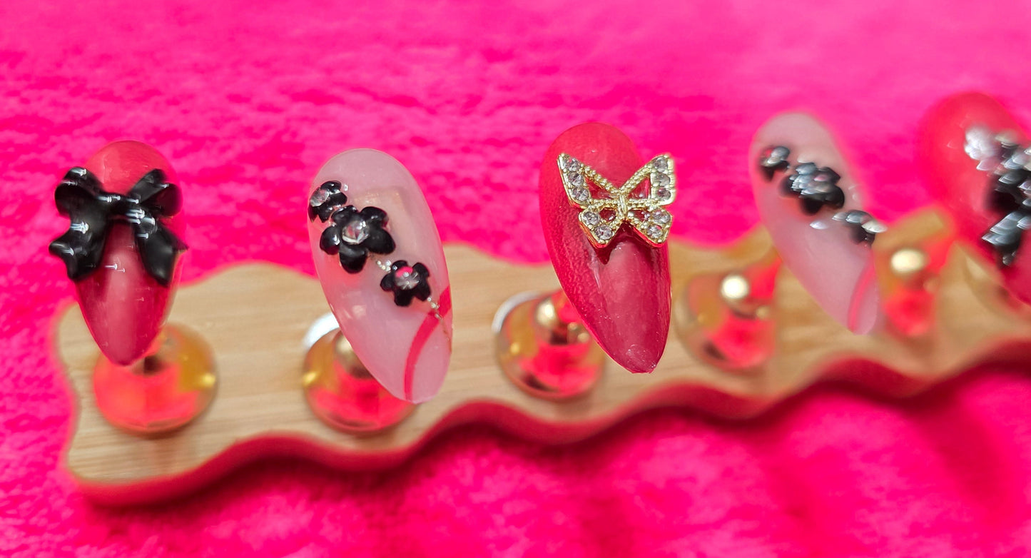 Handmade by CC nails