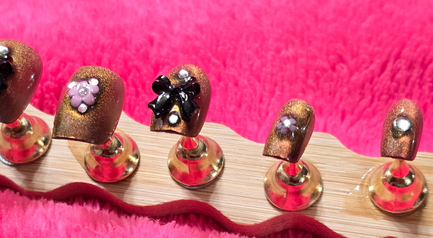 Handmade by CC nails